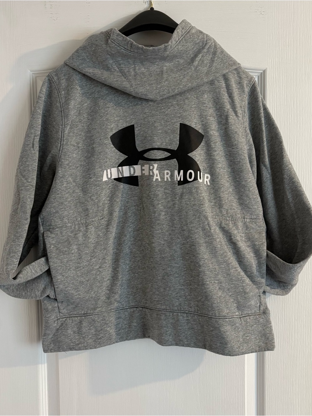 Under Armour Gray cowl neck Hoodie women’s loose fit size Large